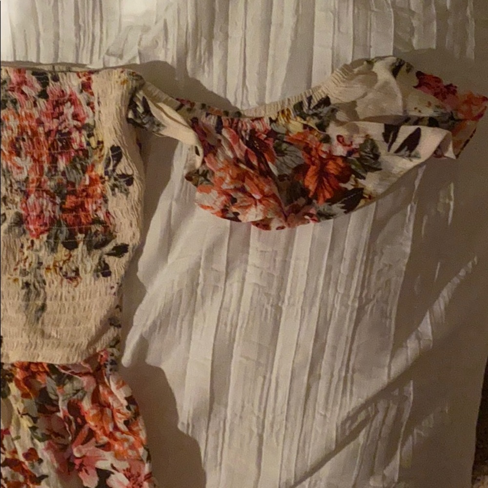 Dress - Picture 5 of 6